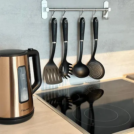 Modernes I Parkplatz I Terrasse * Blumberg