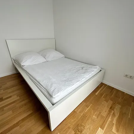 Modernes I Parkplatz I Terrasse Apartament Blumberg